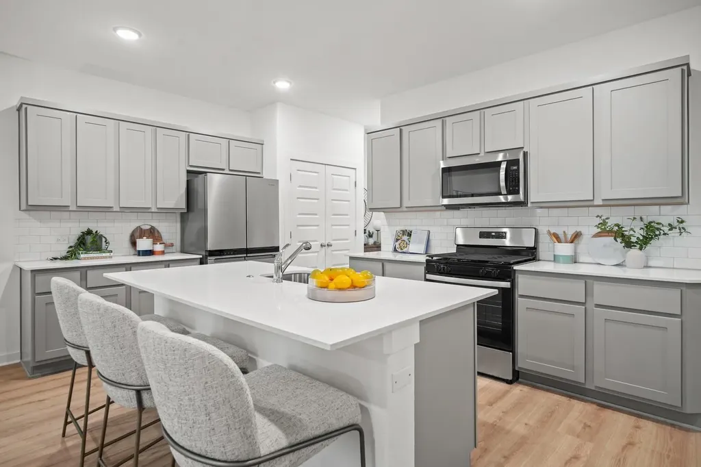 220 Hornet Street Elgin TX 78621