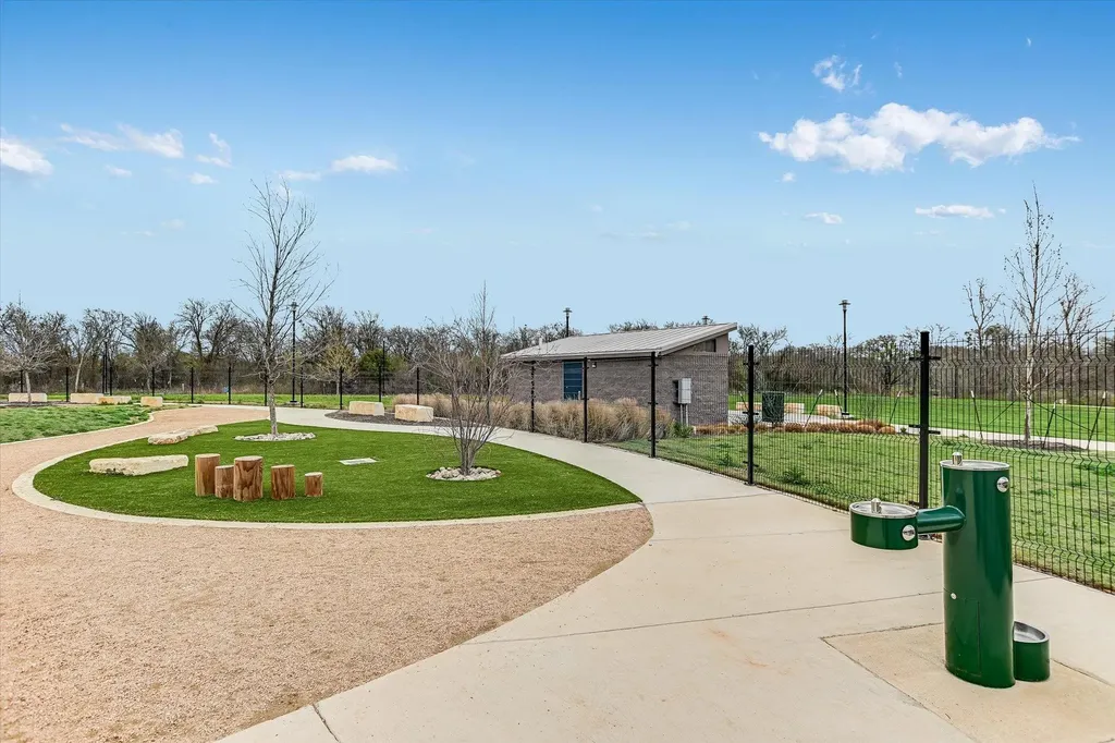 808 Walnut Canyon Boulevard Pflugerville TX 78660