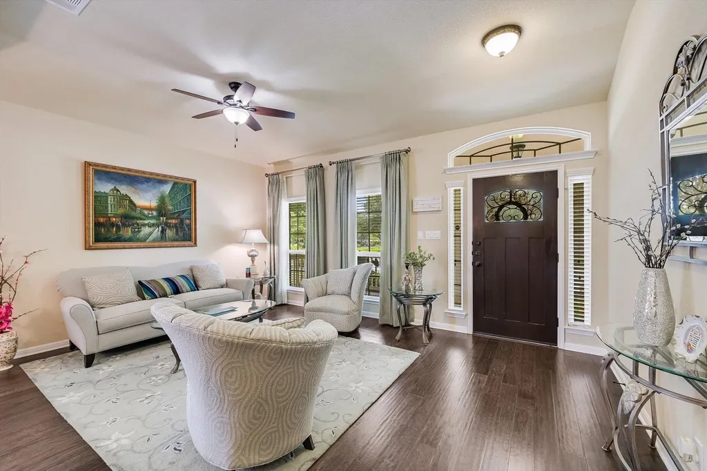 808 Walnut Canyon Boulevard Pflugerville TX 78660