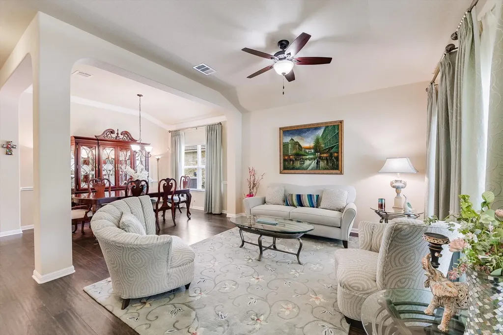 808 Walnut Canyon Boulevard Pflugerville TX 78660