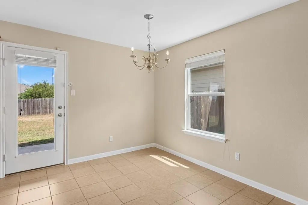 458 Nottingham Loop Kyle TX 78640