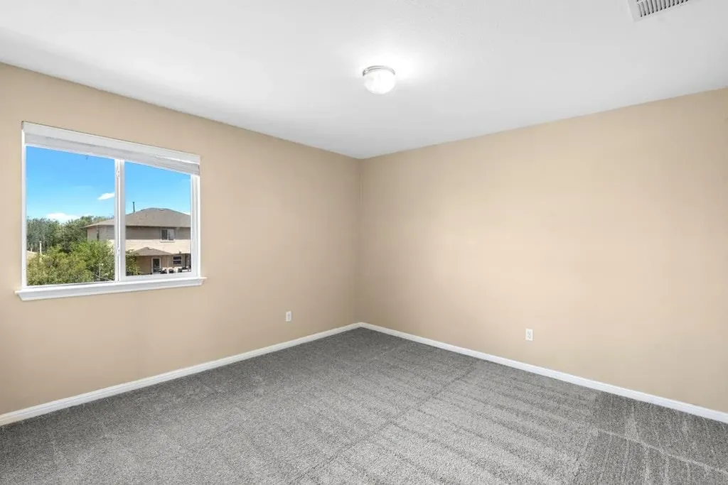 458 Nottingham Loop Kyle TX 78640