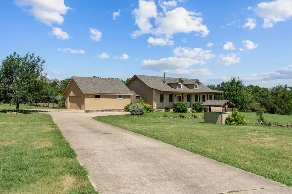 221 Chaparral Road Georgetown TX 78628