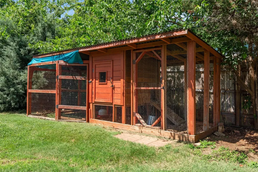 221 Chaparral Road Georgetown TX 78628