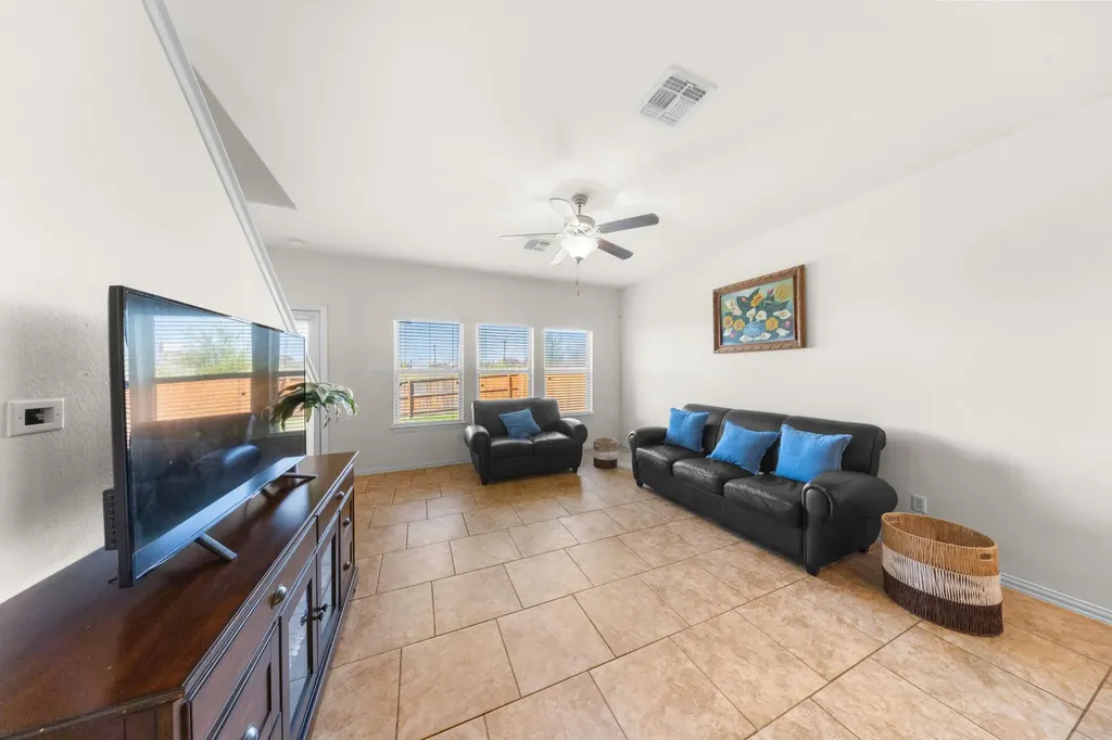 209 Shale Circle Buda TX 78610