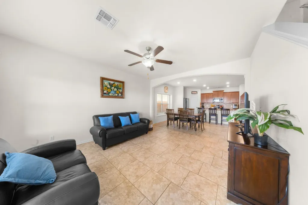 209 Shale Circle Buda TX 78610