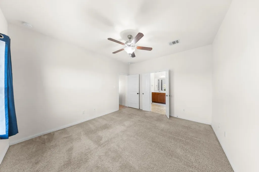 209 Shale Circle Buda TX 78610