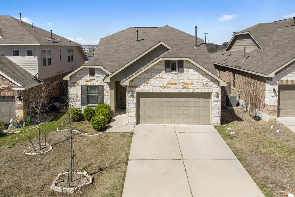 209 Shale Circle Buda TX 78610