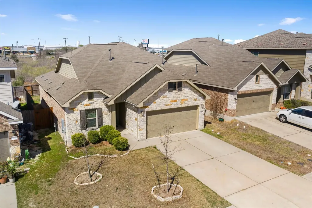 209 Shale Circle Buda TX 78610