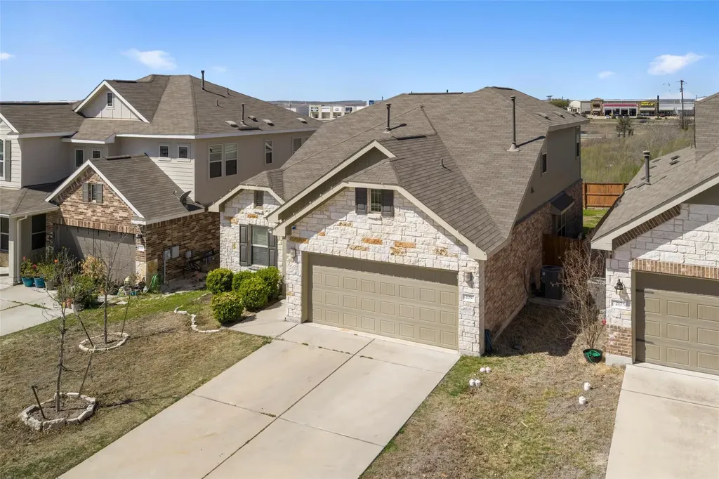 209 Shale Circle Buda TX 78610