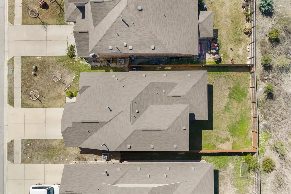 209 Shale Circle Buda TX 78610