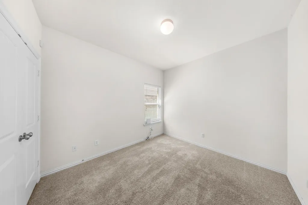 209 Shale Circle Buda TX 78610