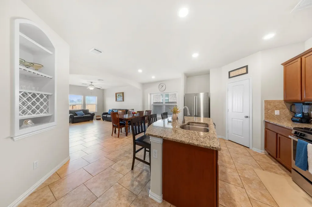 209 Shale Circle Buda TX 78610