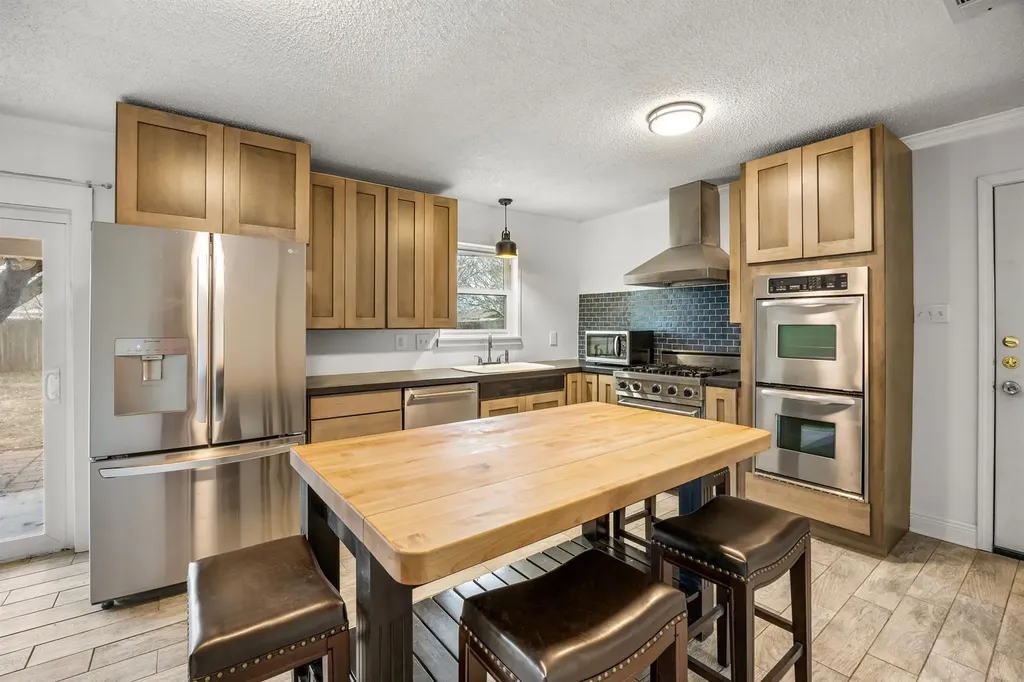 795 Vogel Drive Lockhart TX 78644