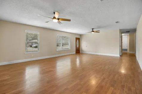 795 Vogel Drive Lockhart TX 78644
