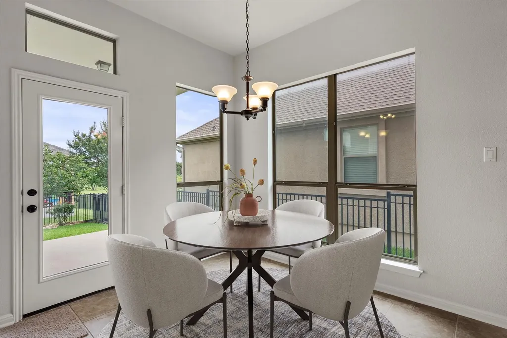 1917 Kempwood Loop Round Rock TX 78665