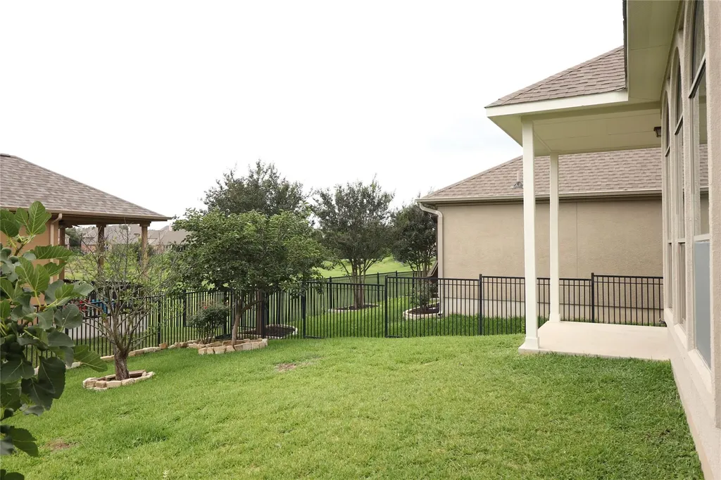 1917 Kempwood Loop Round Rock TX 78665