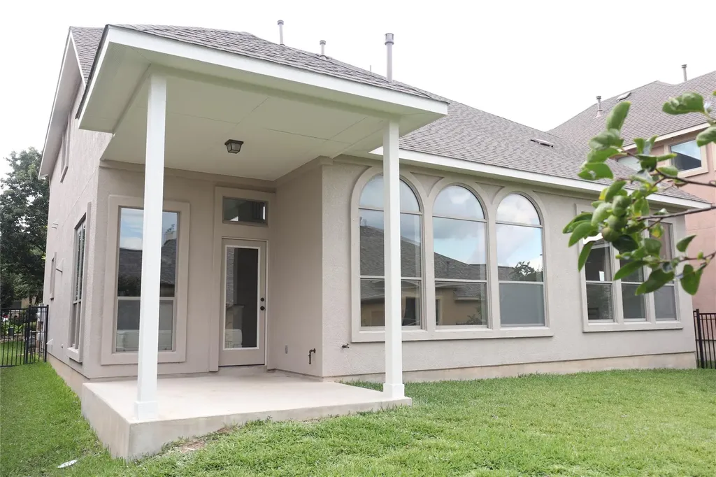 1917 Kempwood Loop Round Rock TX 78665