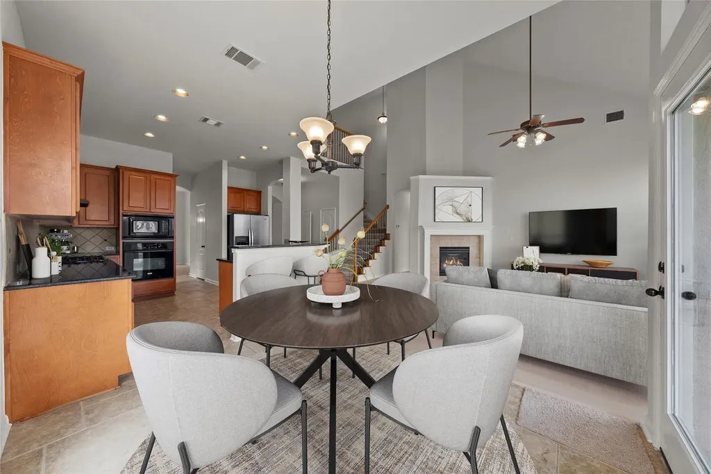 1917 Kempwood Loop Round Rock TX 78665