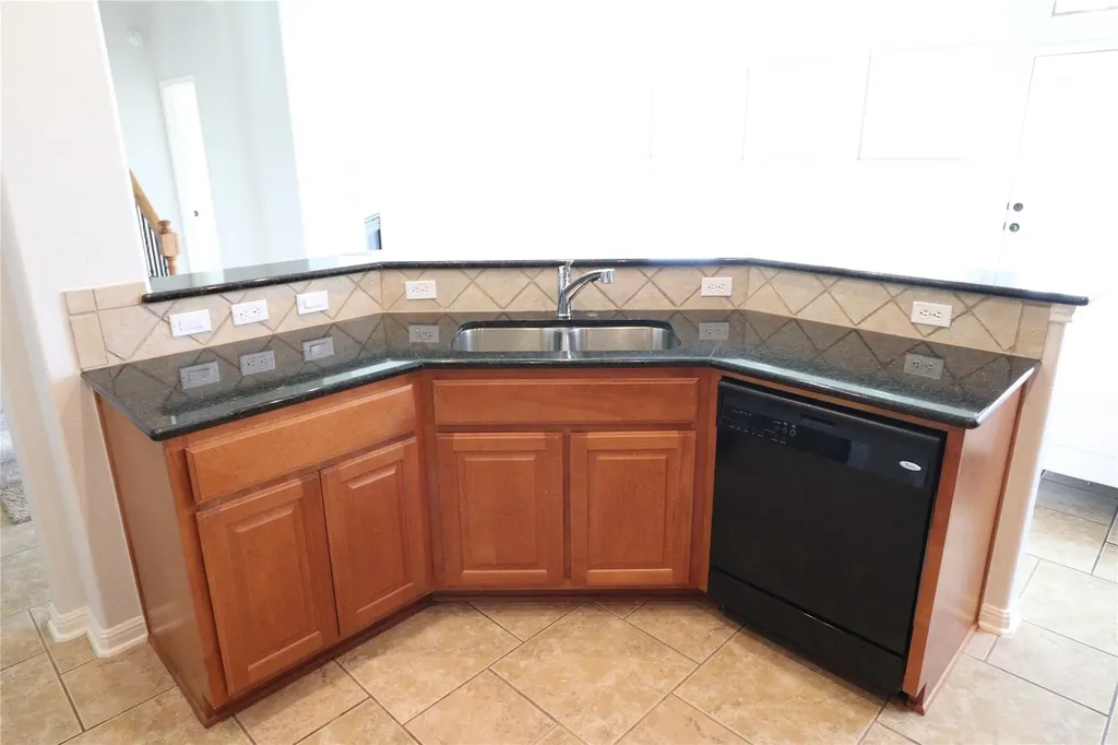 1917 Kempwood Loop Round Rock TX 78665