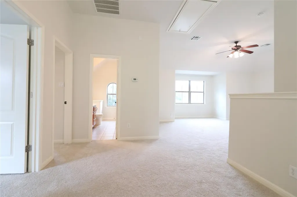 1917 Kempwood Loop Round Rock TX 78665