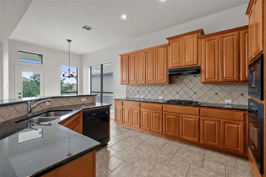 1917 Kempwood Loop Round Rock TX 78665