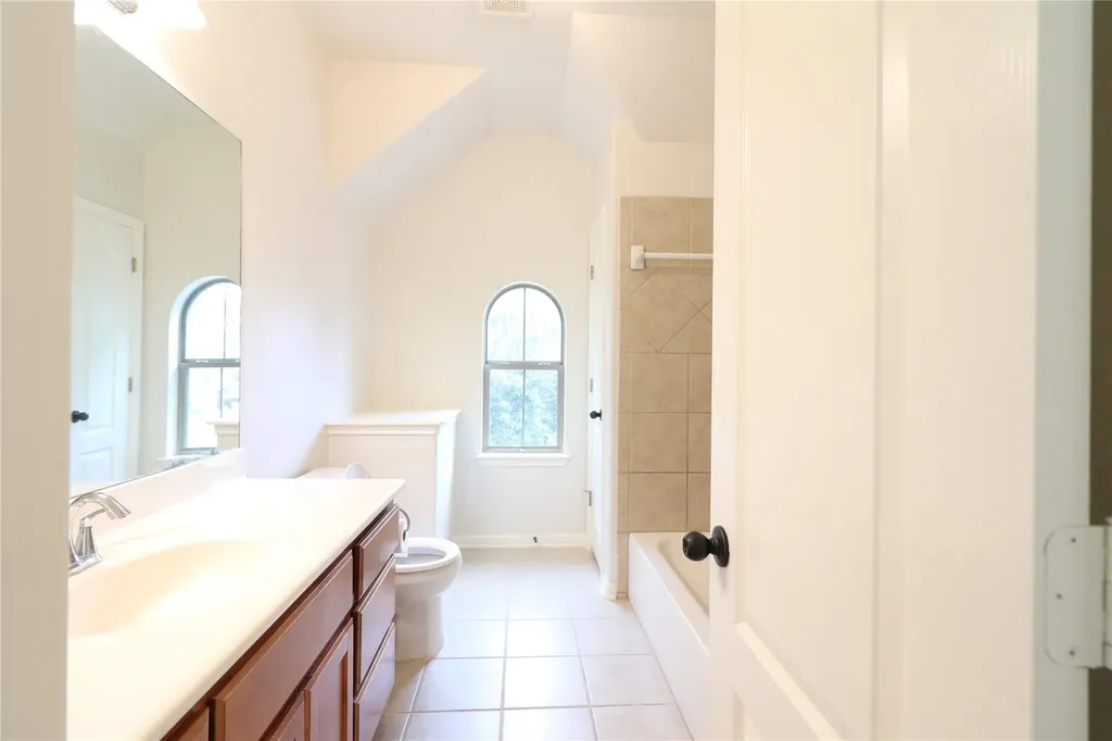 1917 Kempwood Loop Round Rock TX 78665