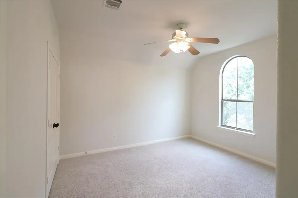 1917 Kempwood Loop Round Rock TX 78665