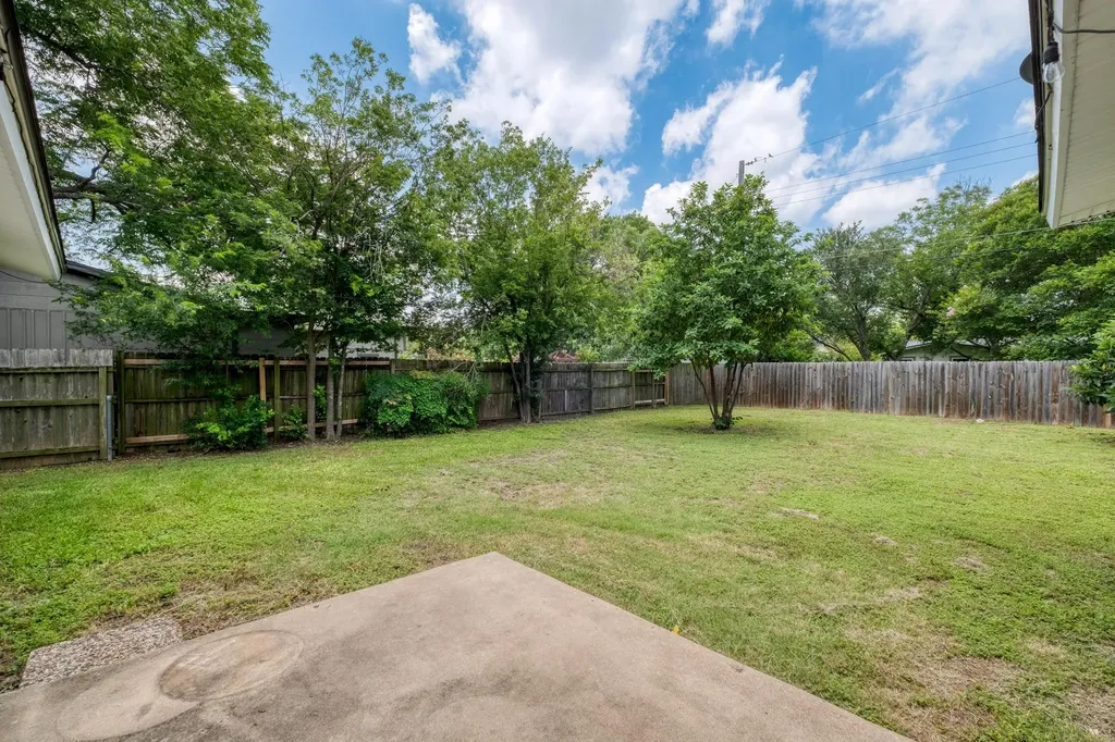 8202 Polar Drive Austin TX 78757