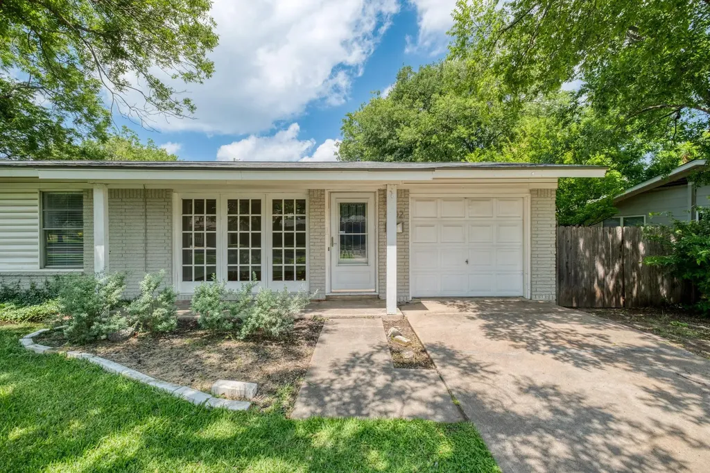 8202 Polar Drive Austin TX 78757