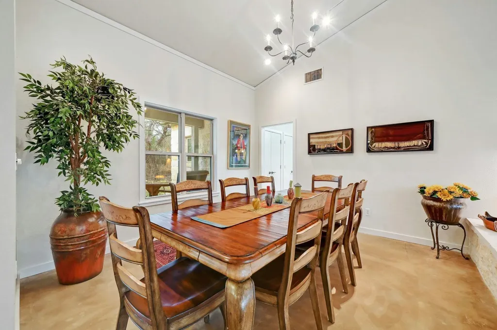 2147 Tejas Trail Blanco TX 78606