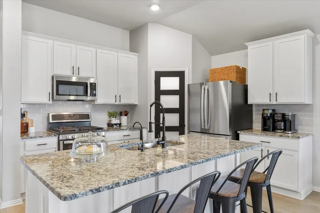 205 Bright Star Lane Georgetown TX 78628