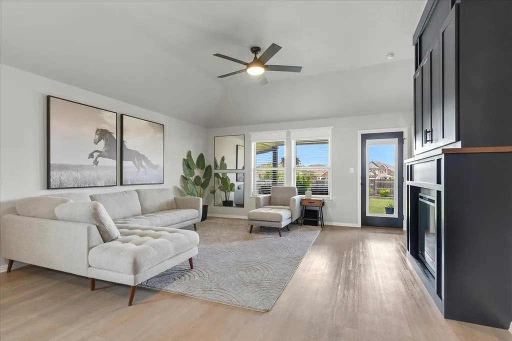 205 Bright Star Lane Georgetown TX 78628