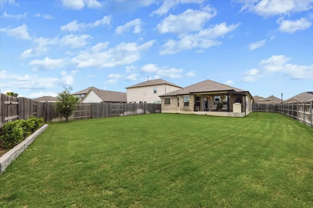 205 Bright Star Lane Georgetown TX 78628