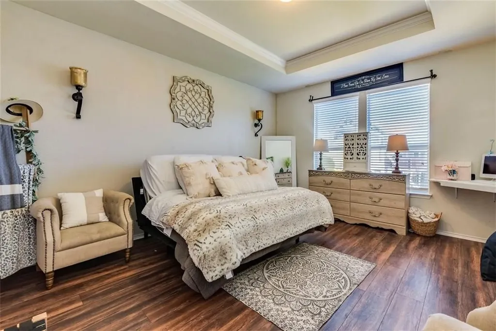 124 Thrasher Cove Leander TX 78641