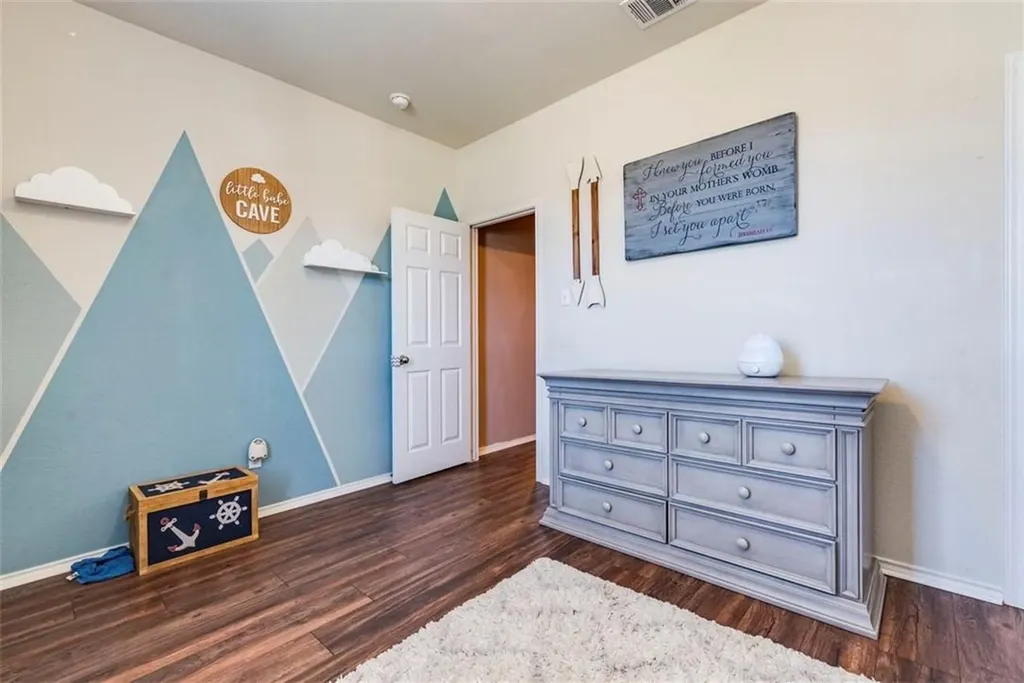 124 Thrasher Cove Leander TX 78641