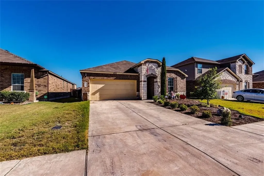 124 Thrasher Cove Leander TX 78641