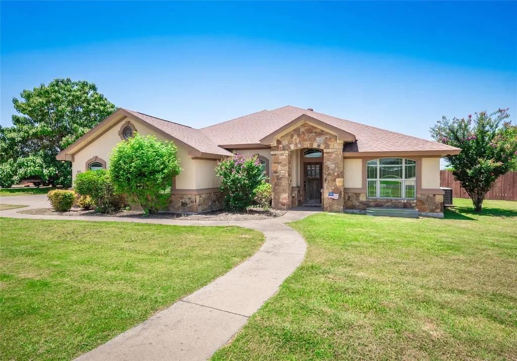 213 Sarahs Lane Liberty Hill TX 78642