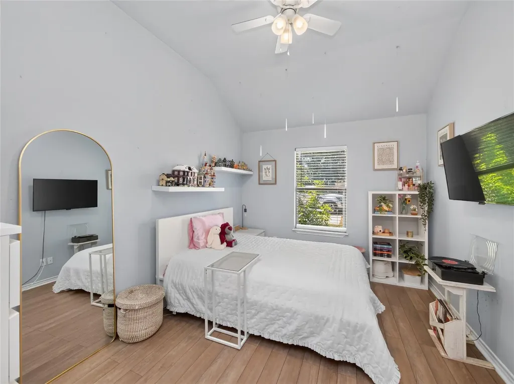 213 Sarahs Lane Liberty Hill TX 78642