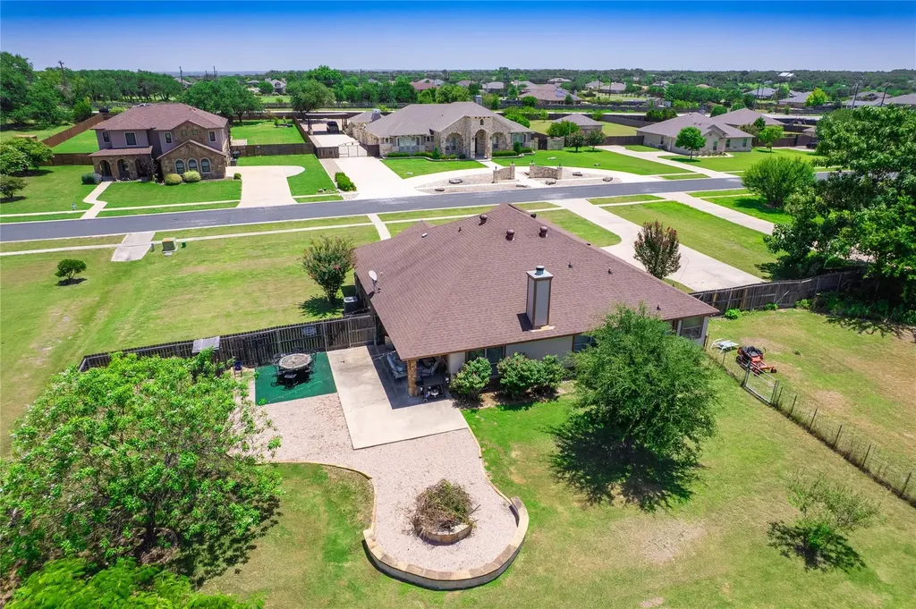 213 Sarahs Lane Liberty Hill TX 78642