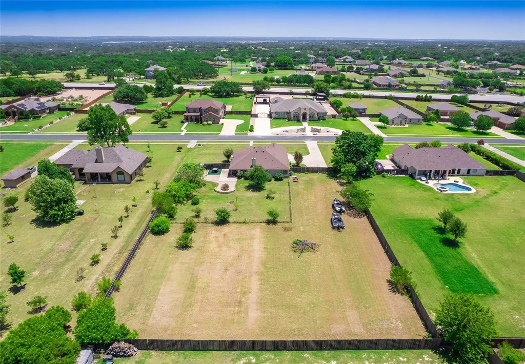 213 Sarahs Lane Liberty Hill TX 78642