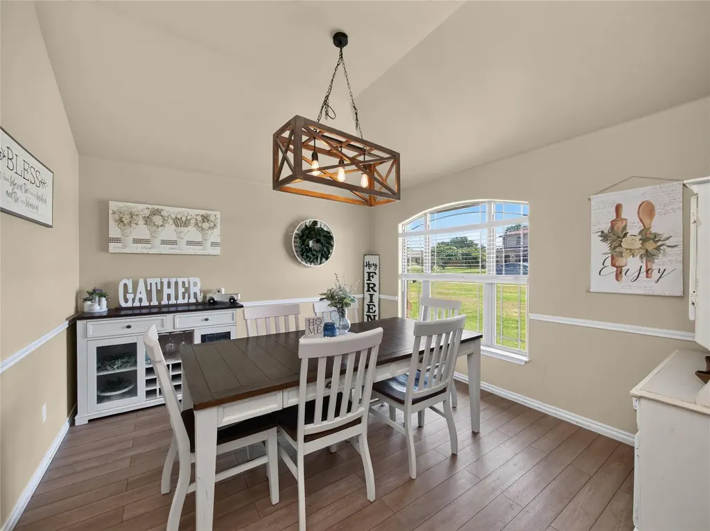 213 Sarahs Lane Liberty Hill TX 78642