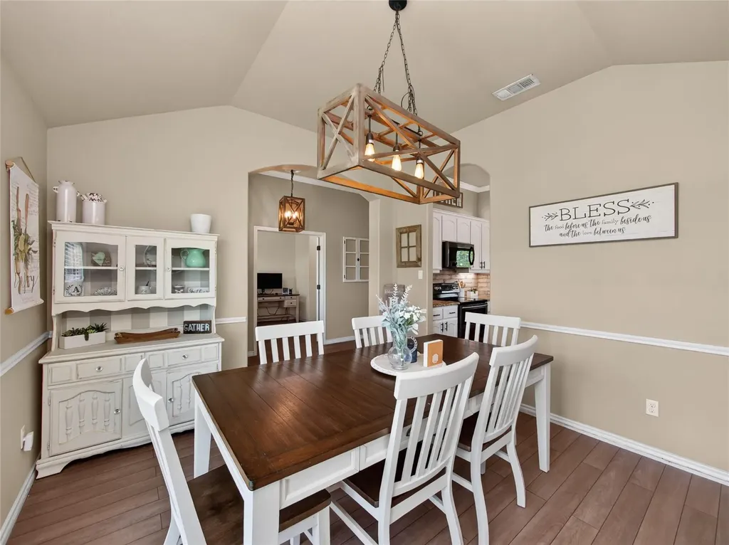 213 Sarahs Lane Liberty Hill TX 78642