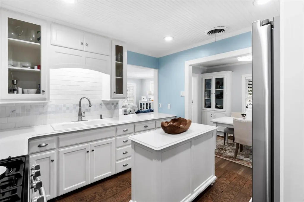 1701 W 33rd Street Austin TX 78703