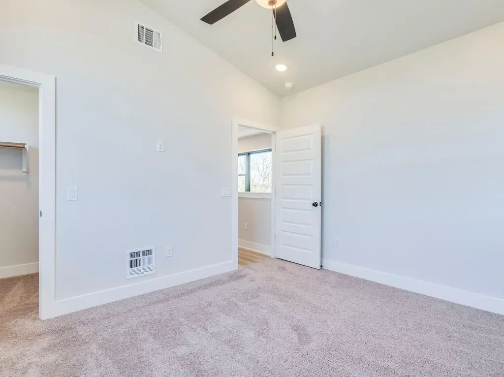 206 E Wonsley Drive Austin TX 78753