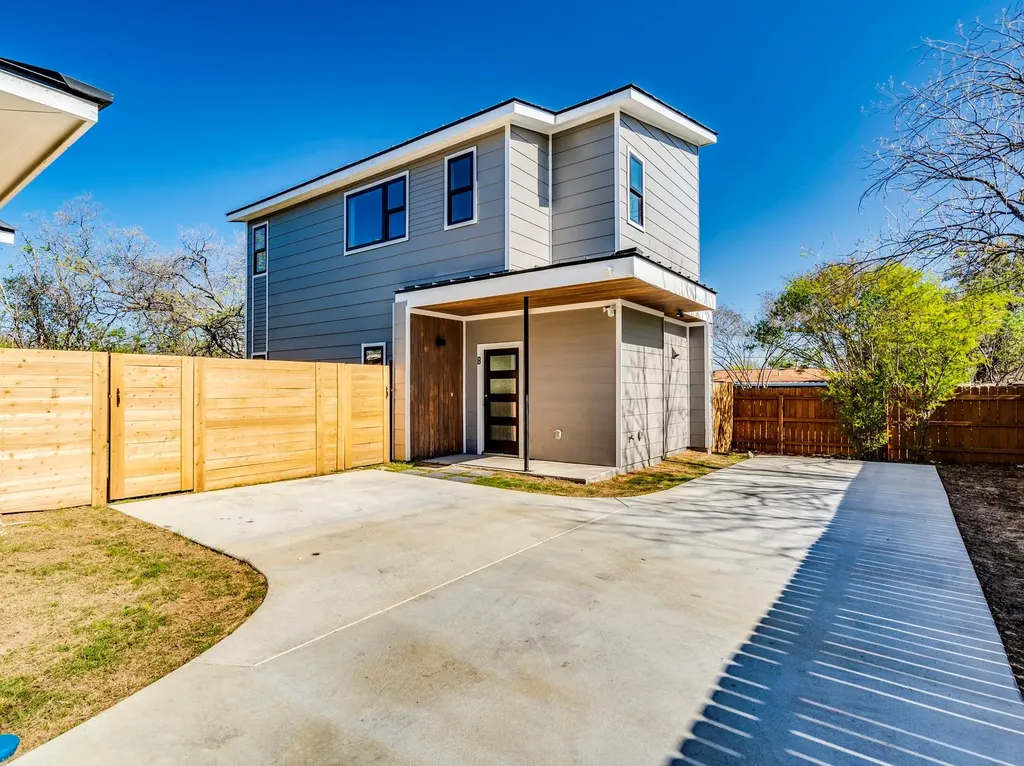206 E Wonsley Drive Austin TX 78753