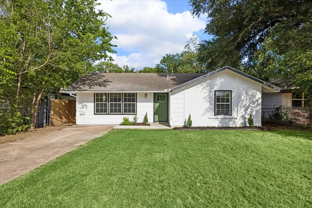 6915 Cherry Meadow Drive Austin TX 78745