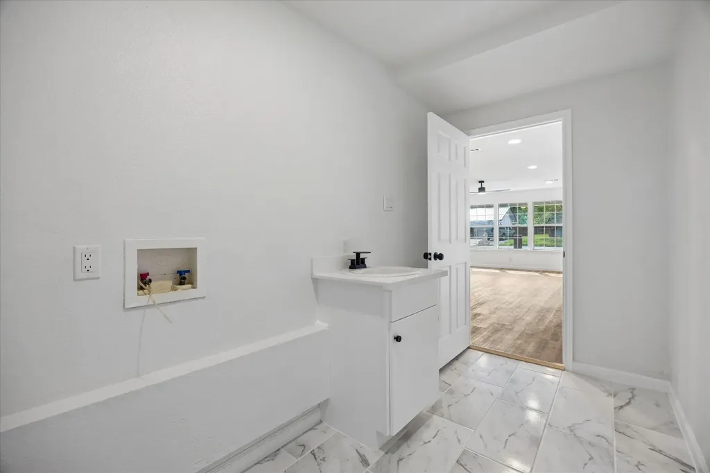 6915 Cherry Meadow Drive Austin TX 78745
