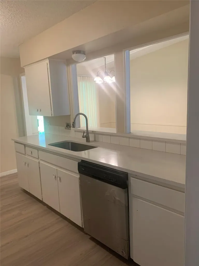 2519 Glen Springs Way Austin TX 78741