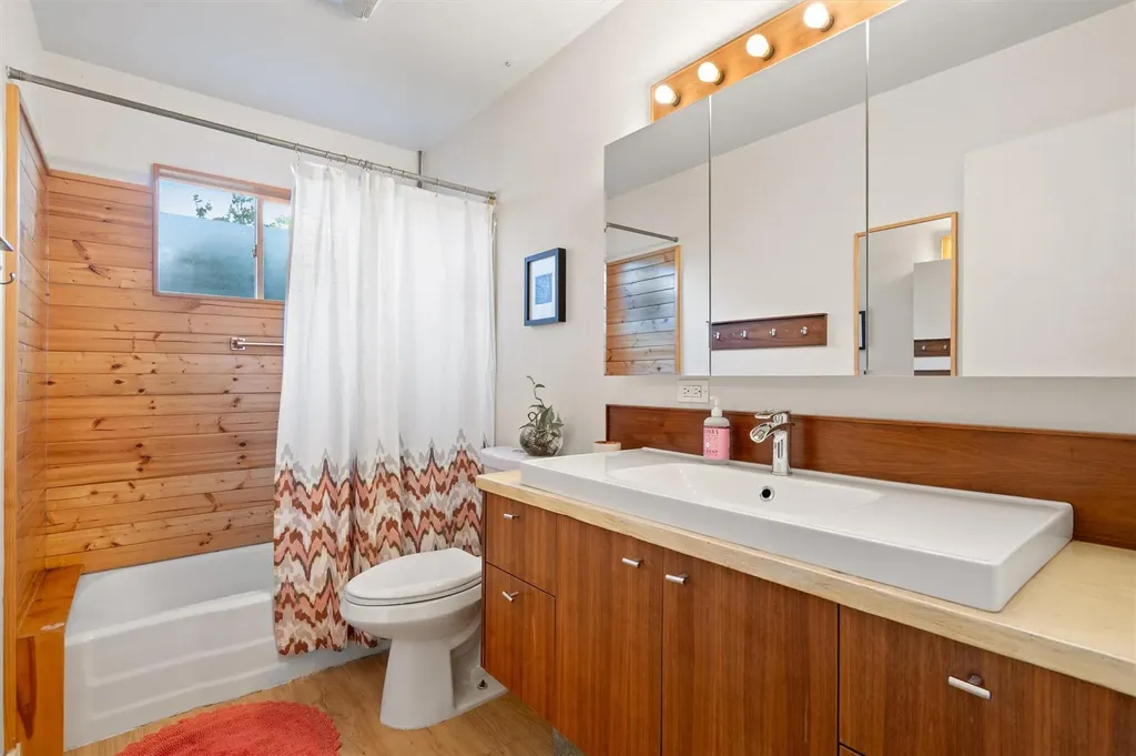 4614 Jinx Avenue Austin TX 78745